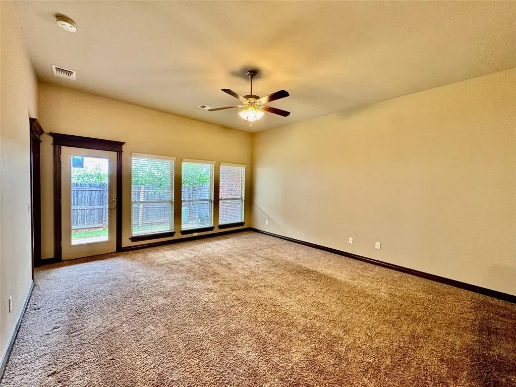 Photo 9 — 18210 Manera Way, Edmond, OK 73012