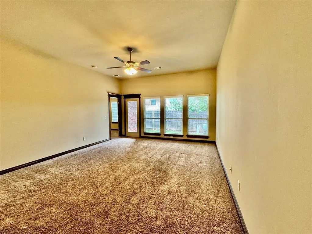 Photo 10 — 18210 Manera Way, Edmond, OK 73012