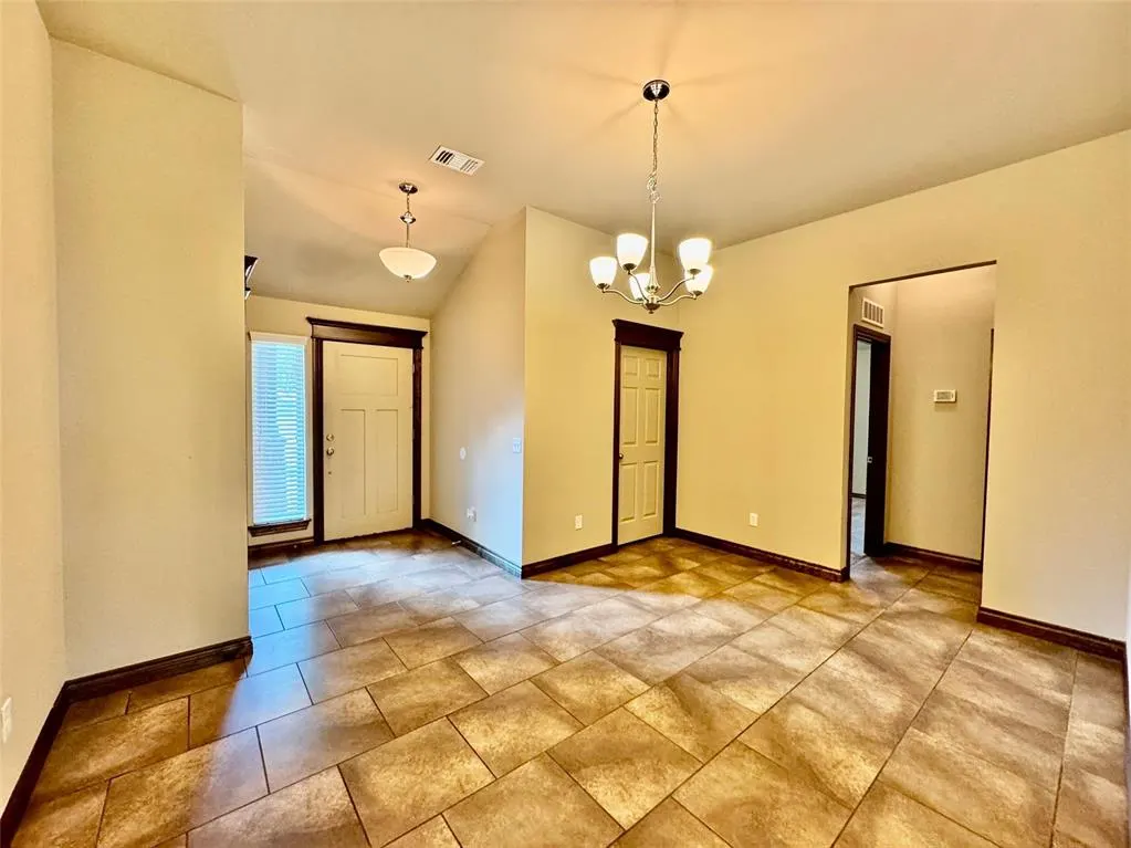 Photo 11 — 18210 Manera Way, Edmond, OK 73012