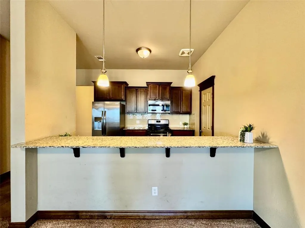 Photo 3 — 18210 Manera Way, Edmond, OK 73012