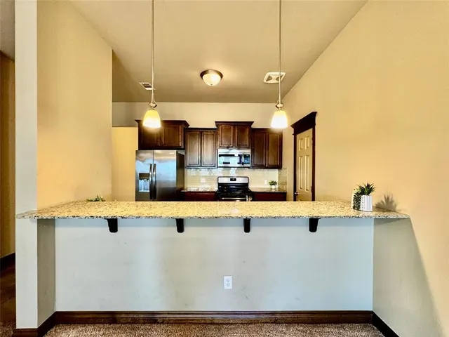 Photo 3 — 18210 Manera Way, Edmond, OK 73012