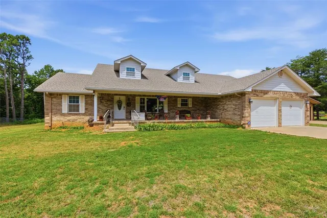 Photo 2 — 21229 Tamarack Road, Blanchard, OK 73010