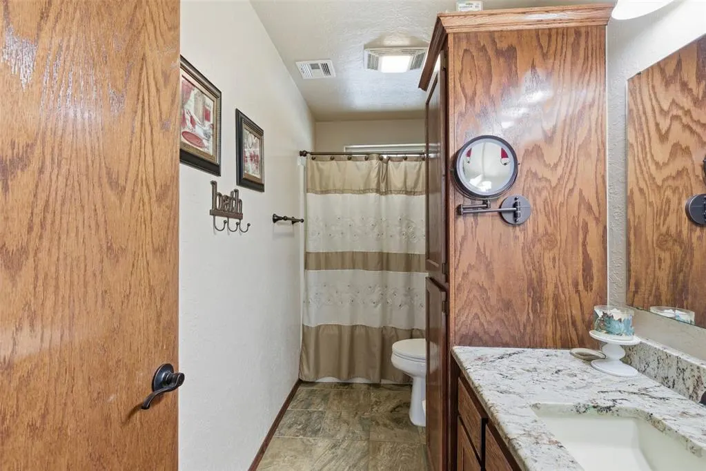 Photo 6 — 21229 Tamarack Road, Blanchard, OK 73010