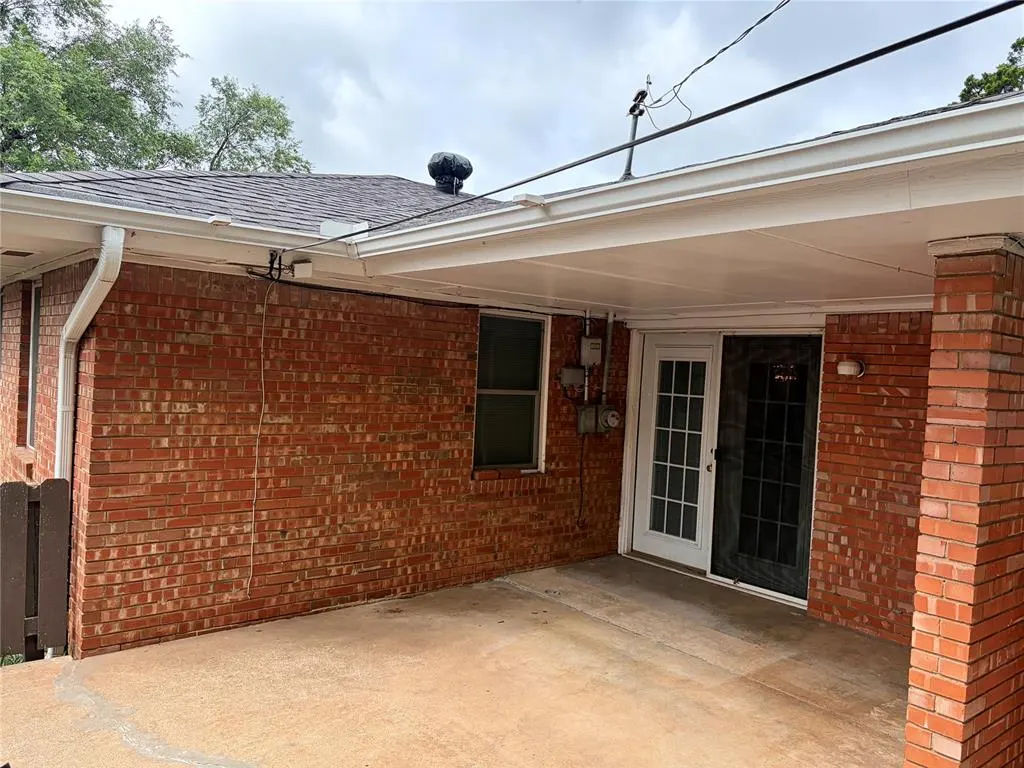 Photo 16 — 415 W Curtis Drive, Midwest City, OK 73110