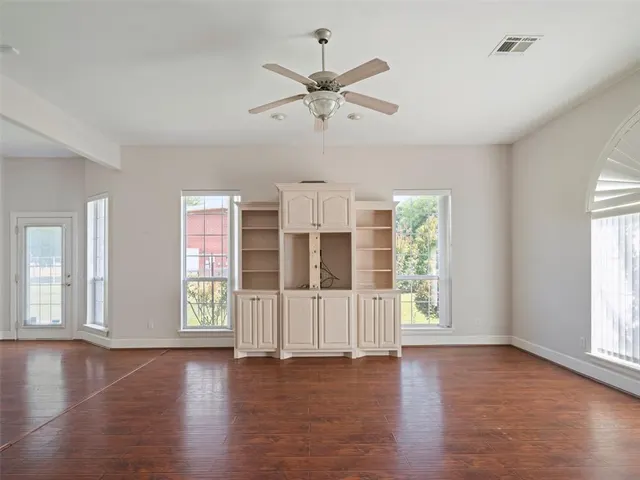 Photo 5 — 10513 S Santa Fe Avenue, Oklahoma City, OK 73170