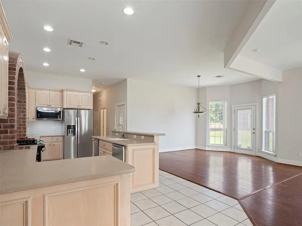 Photo 18 — 10513 S Santa Fe Avenue, Oklahoma City, OK 73170