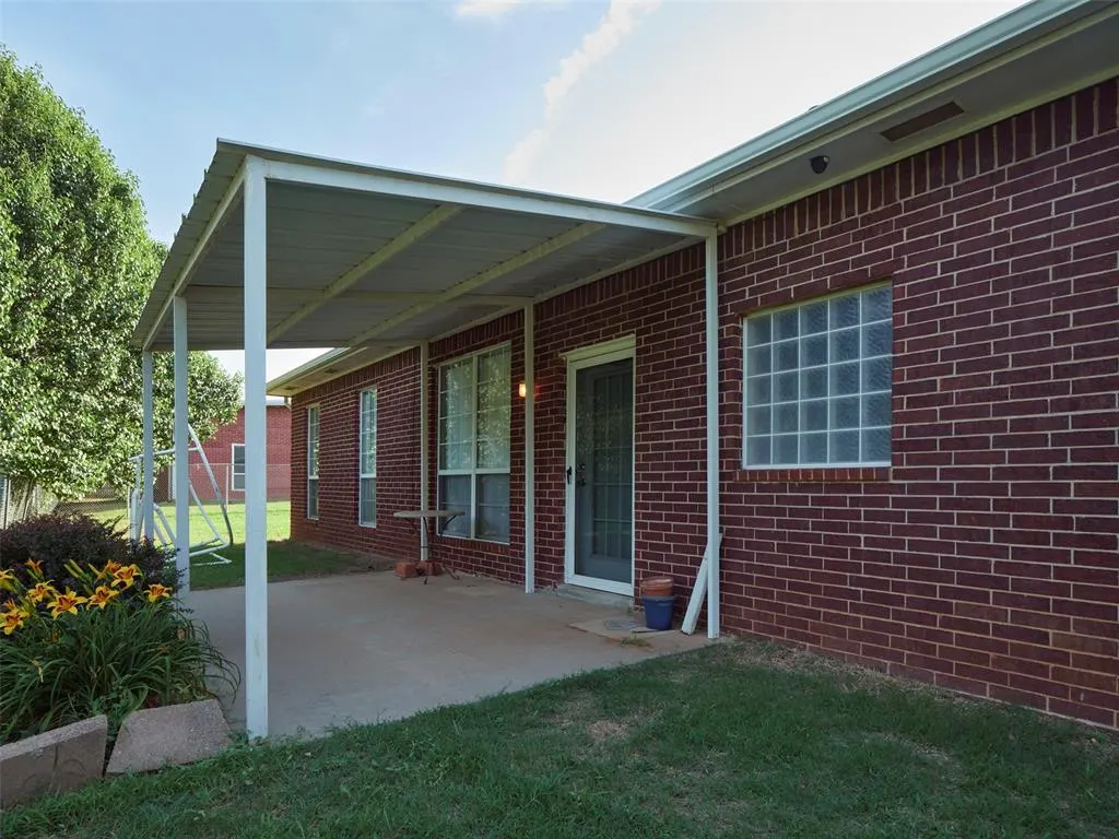 Photo 43 — 10513 S Santa Fe Avenue, Oklahoma City, OK 73170