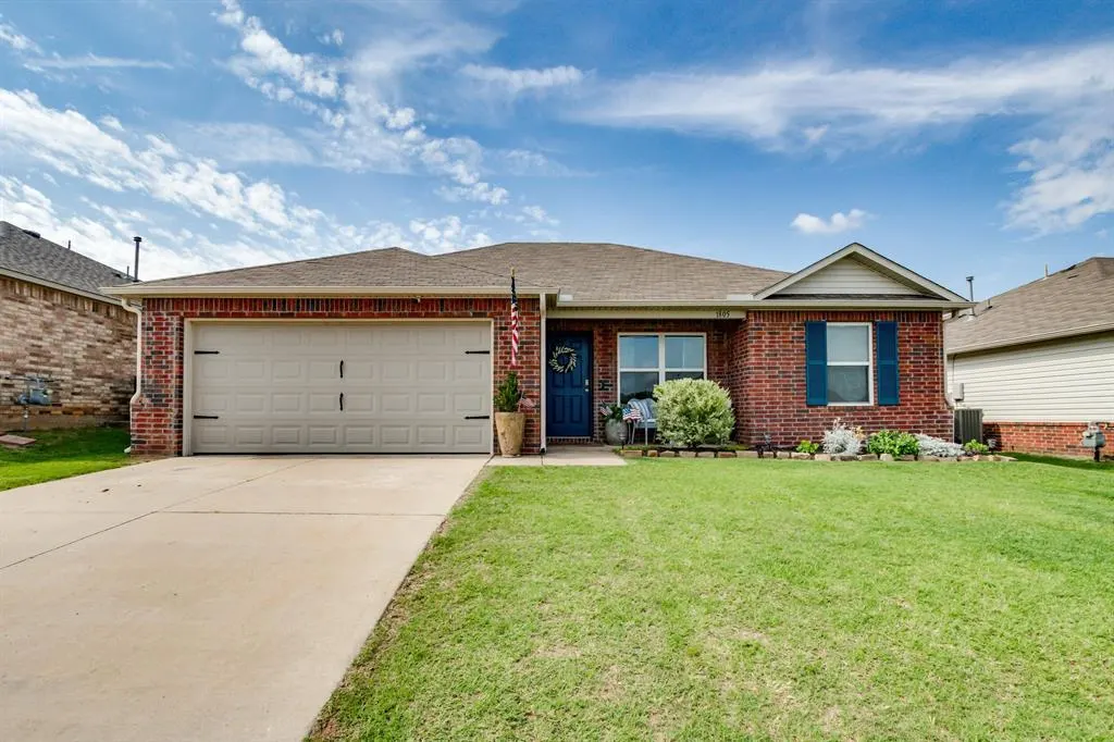 Photo 2 — 1805 Schooner Road, El Reno, OK 73036
