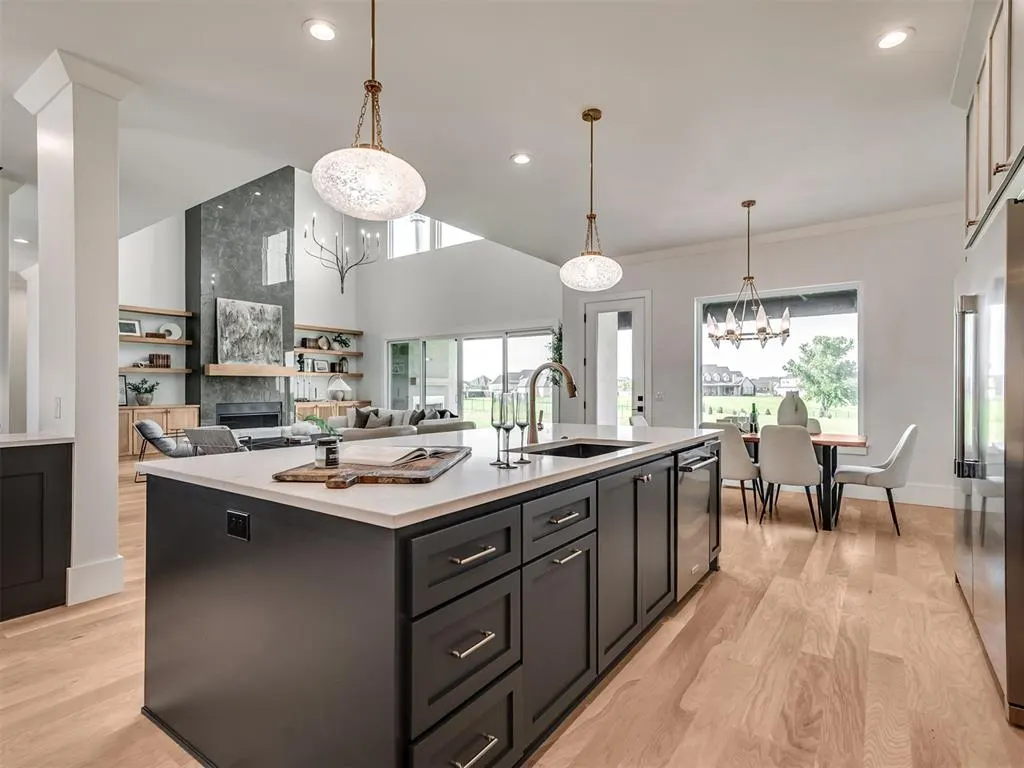 Photo 4 — 2412 NW 227th Street, Edmond, OK 73025