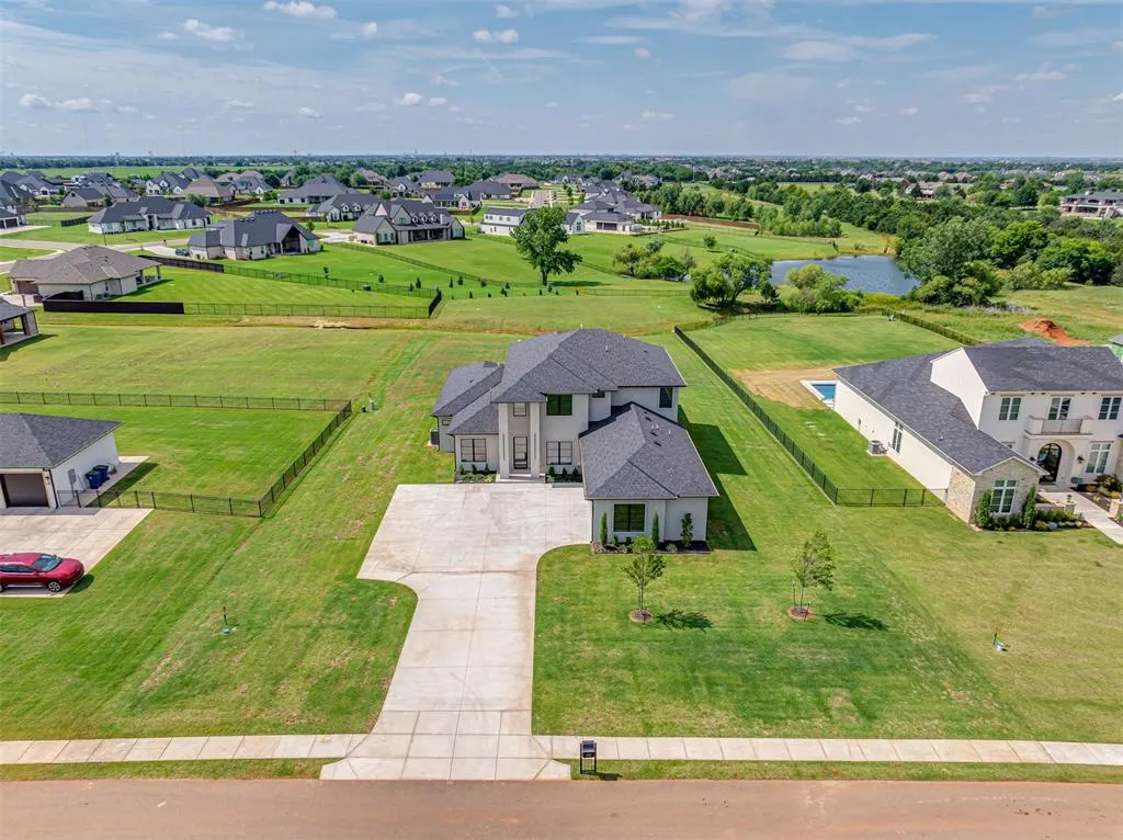 Photo 2 — 2412 NW 227th Street, Edmond, OK 73025