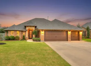 Sold home at 312 SW 171st Court