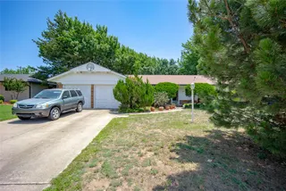 Sold home at 413 Sundown Drive