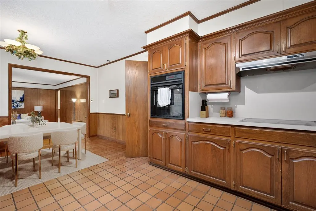 Photo 12 — 413 Sundown Drive, Norman, OK 73069