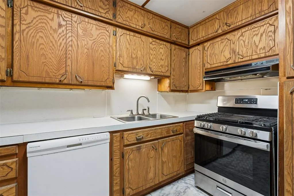 Photo 5 — 626 Rancho Drive, Norman, OK 73071