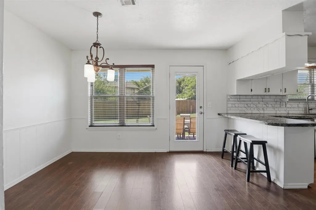 Photo 9 — 1525 Vulcan Circle, Edmond, OK 73003