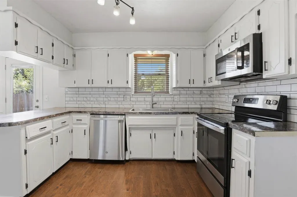 Photo 10 — 1525 Vulcan Circle, Edmond, OK 73003