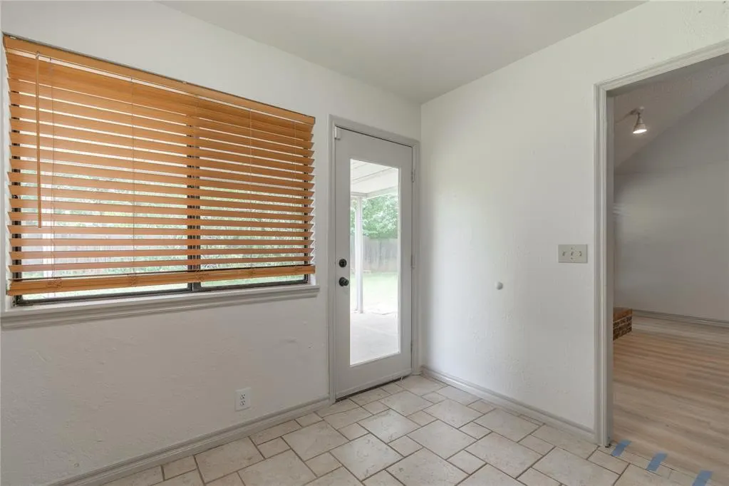 Photo 8 — 12521 Clarence Court, Oklahoma City, OK 73142