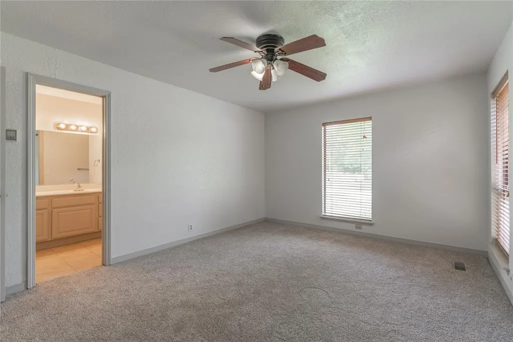 Photo 17 — 12521 Clarence Court, Oklahoma City, OK 73142