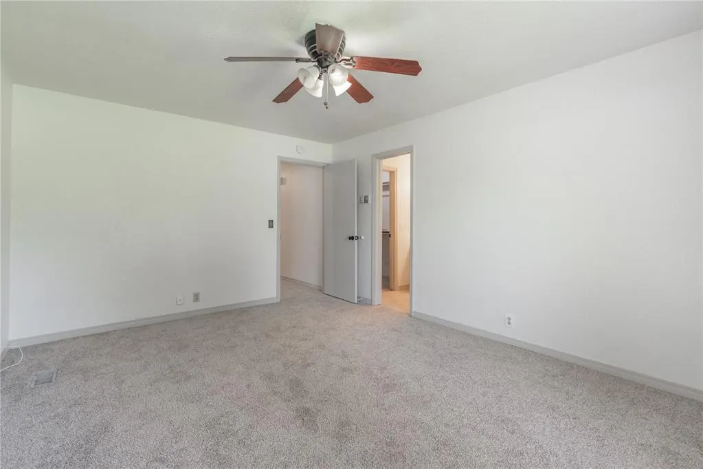 Photo 18 — 12521 Clarence Court, Oklahoma City, OK 73142