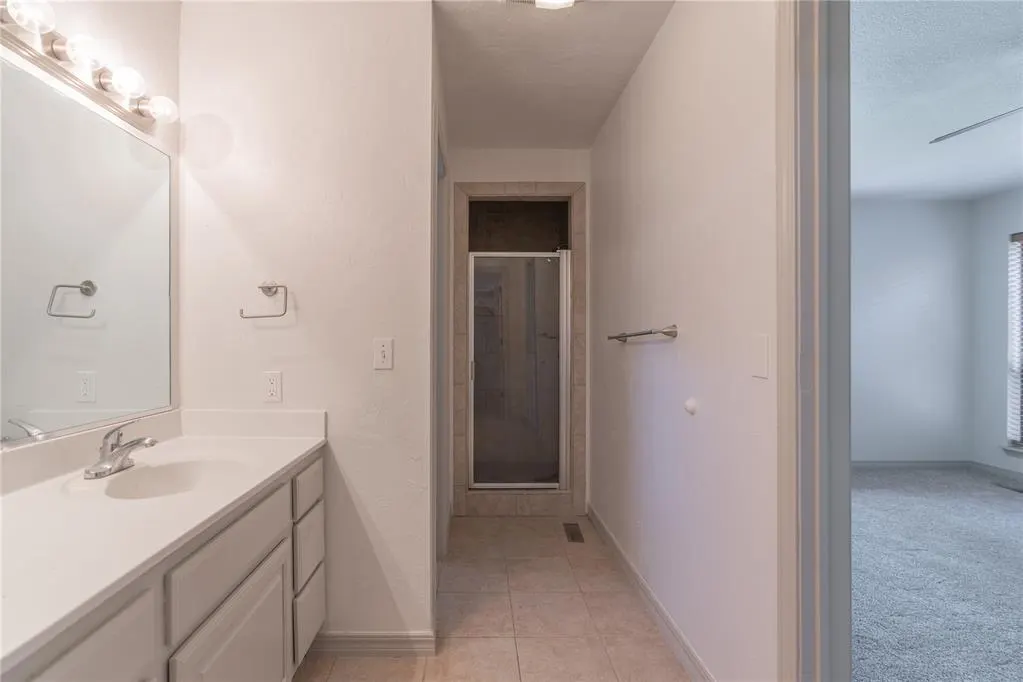 Photo 20 — 12521 Clarence Court, Oklahoma City, OK 73142