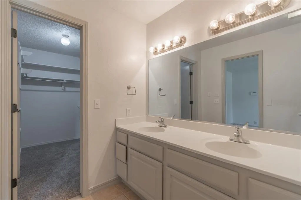 Photo 21 — 12521 Clarence Court, Oklahoma City, OK 73142