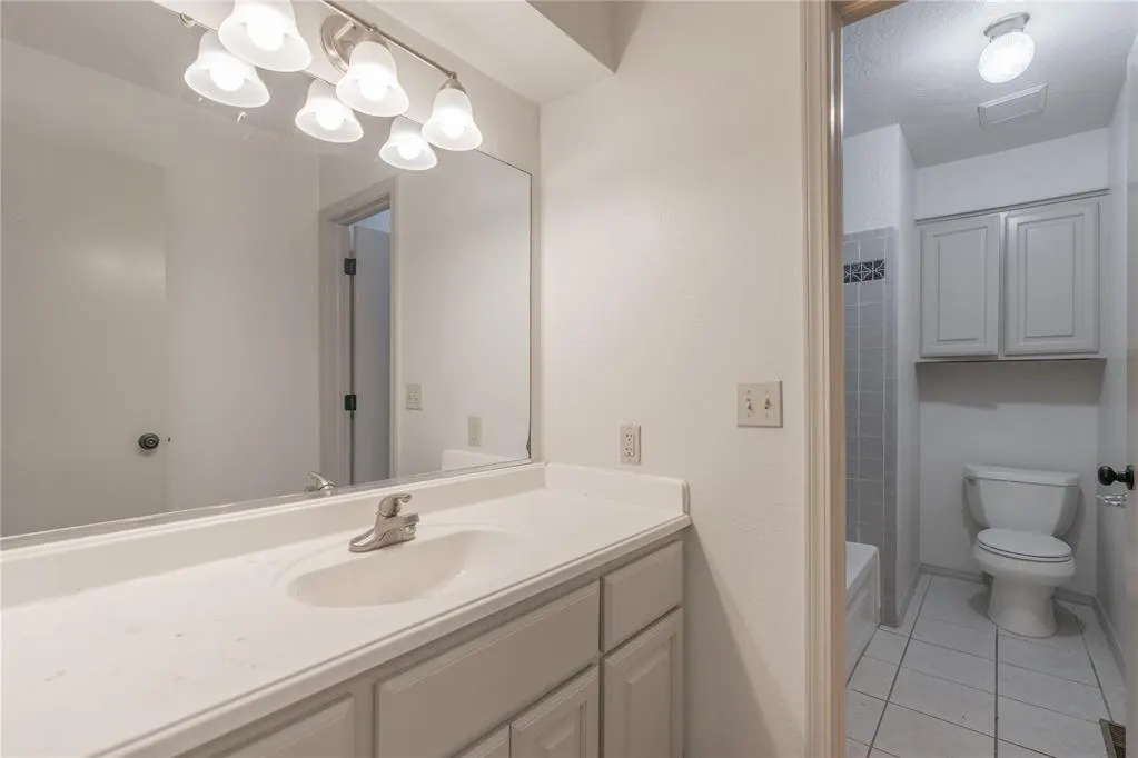 Photo 25 — 12521 Clarence Court, Oklahoma City, OK 73142