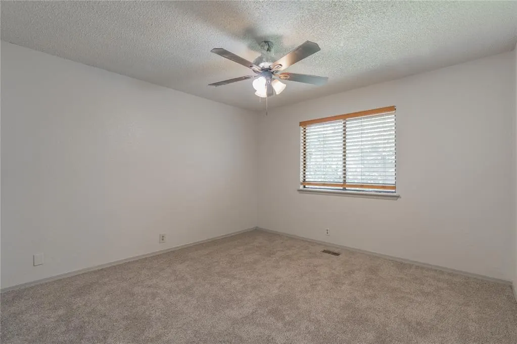 Photo 27 — 12521 Clarence Court, Oklahoma City, OK 73142