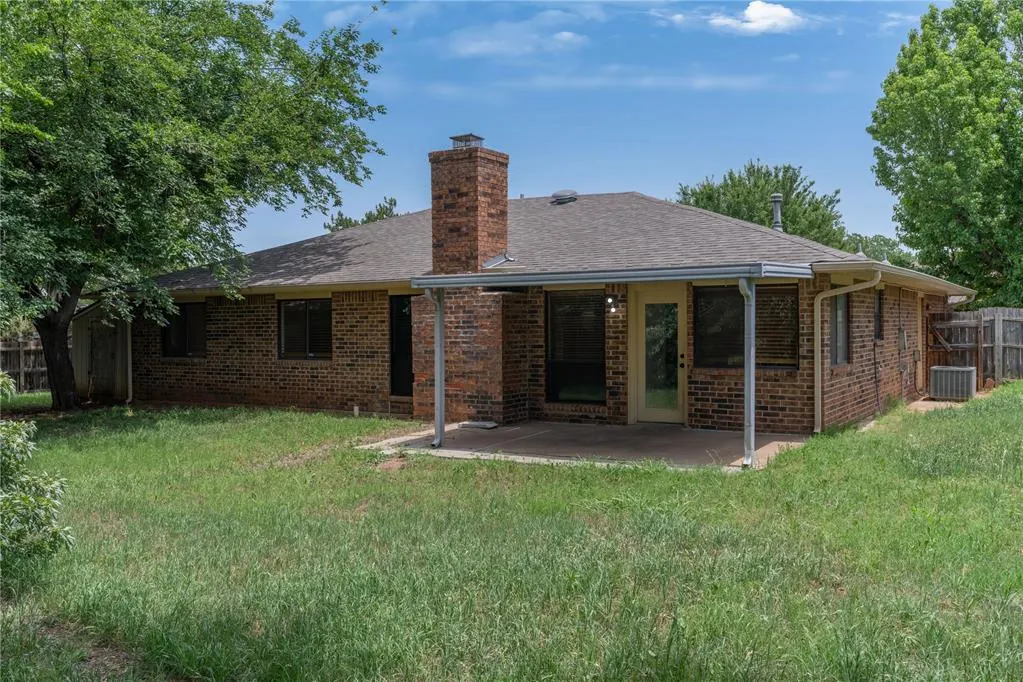 Photo 29 — 12521 Clarence Court, Oklahoma City, OK 73142