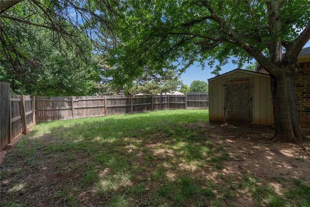 Photo 31 — 12521 Clarence Court, Oklahoma City, OK 73142