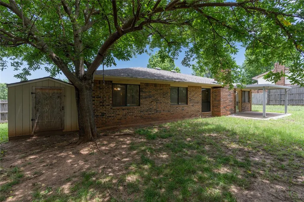 Photo 32 — 12521 Clarence Court, Oklahoma City, OK 73142