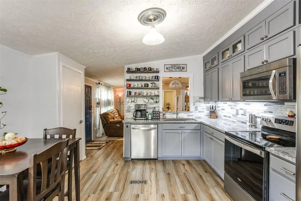 Photo 13 — 1710 N Ivey Lane, Tecumseh, OK 74873