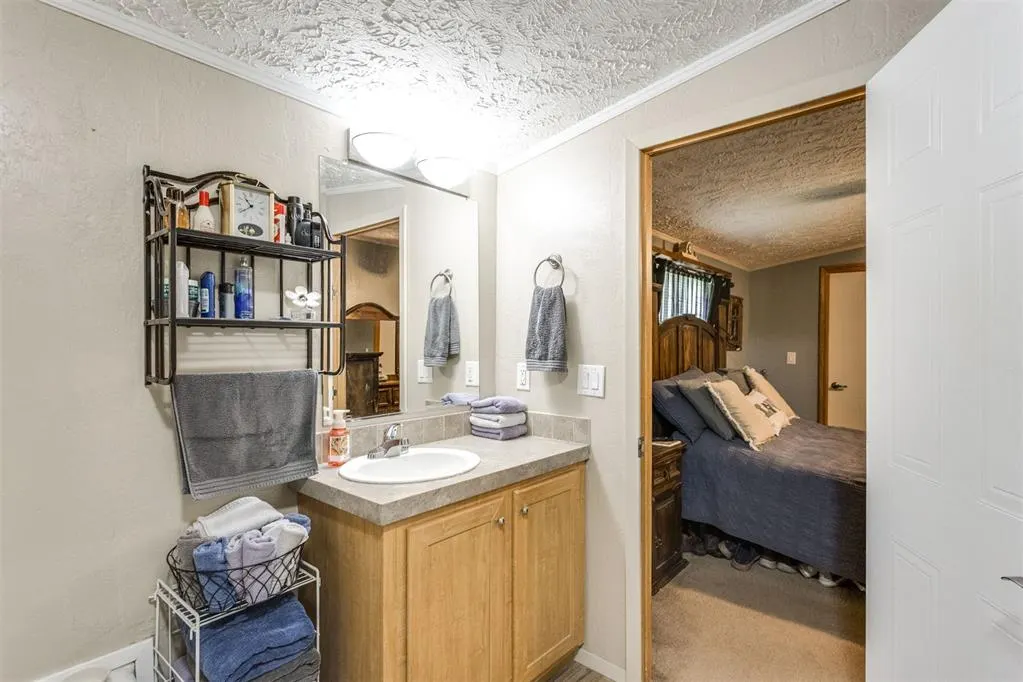 Photo 30 — 1710 N Ivey Lane, Tecumseh, OK 74873
