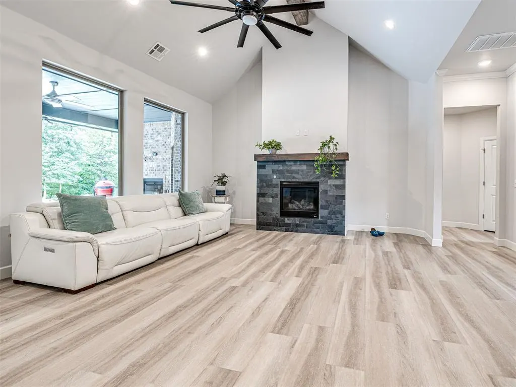 Photo 6 — 3407 Sandstone Point, Guthrie, OK 73044
