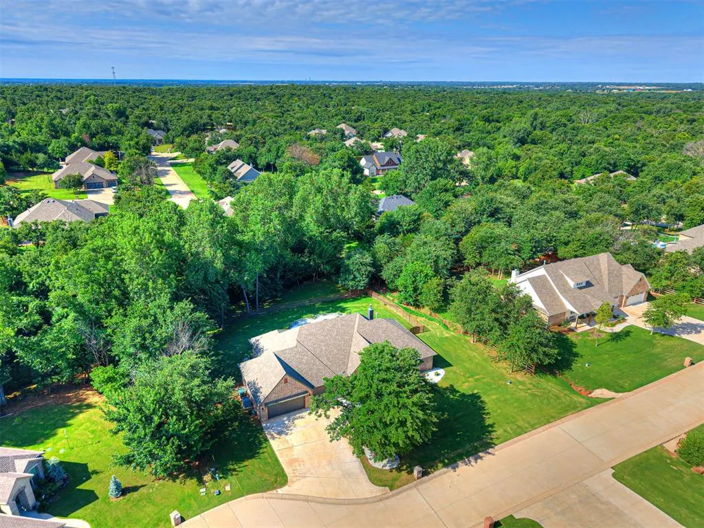 Photo 36 — 3407 Sandstone Point, Guthrie, OK 73044