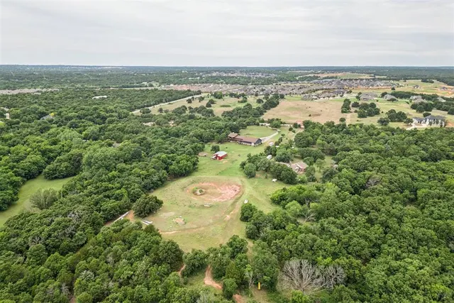Photo 4 — 8700 E Covell Road, Arcadia, OK 73007
