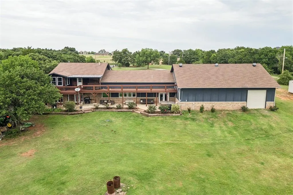 Photo 12 — 8700 E Covell Road, Arcadia, OK 73007