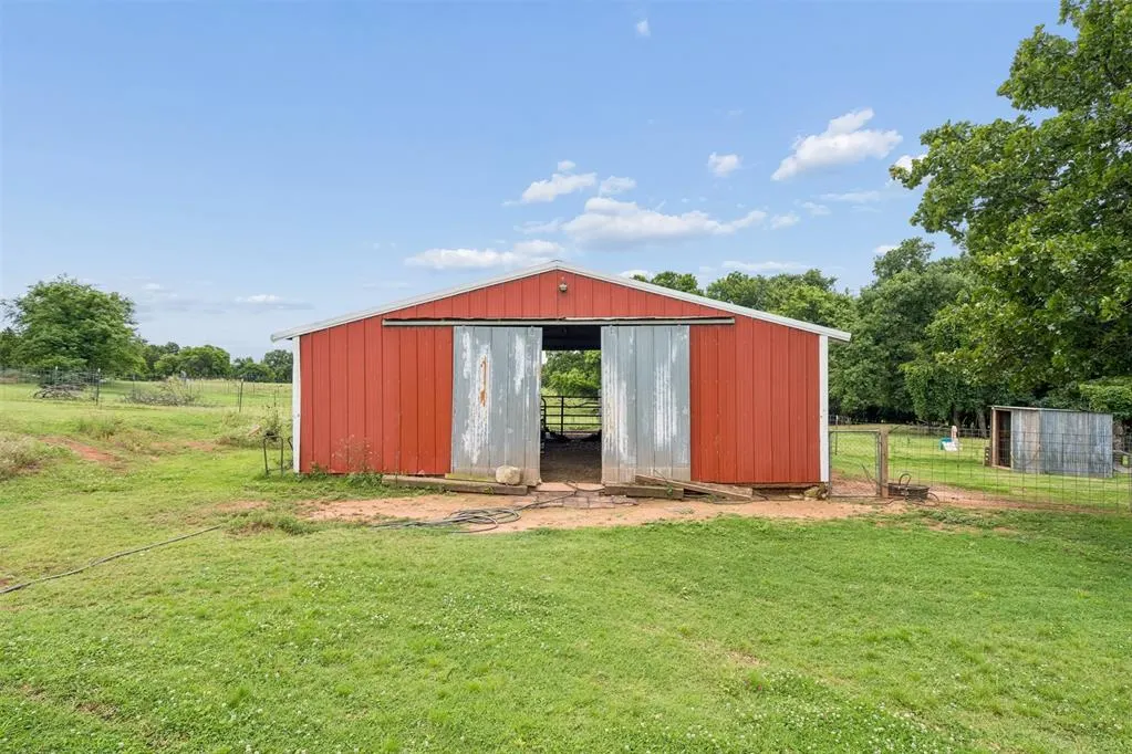 Photo 48 — 8700 E Covell Road, Arcadia, OK 73007