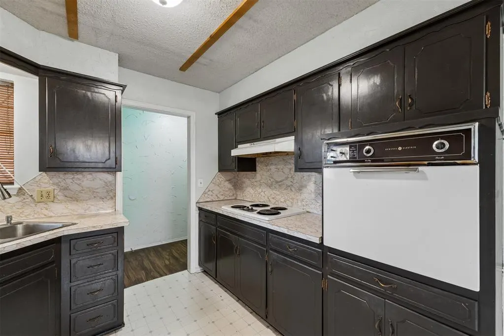 Photo 13 — 7512 NW 26th Street, Bethany, OK 73008