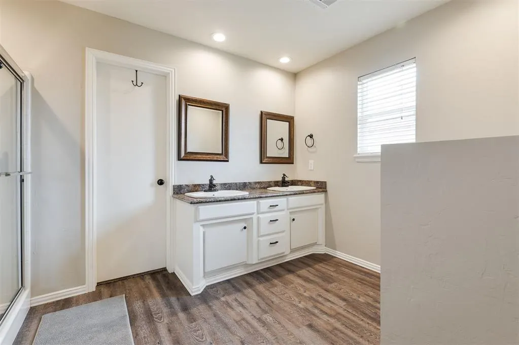 Photo 18 — 12413 NW 3rd Street, Yukon, OK 73099