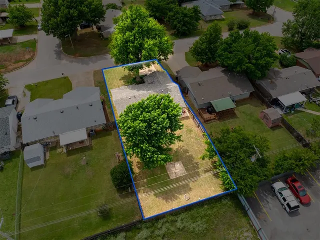 Photo 6 — 2303 N McKinley Avenue, Shawnee, OK 74804