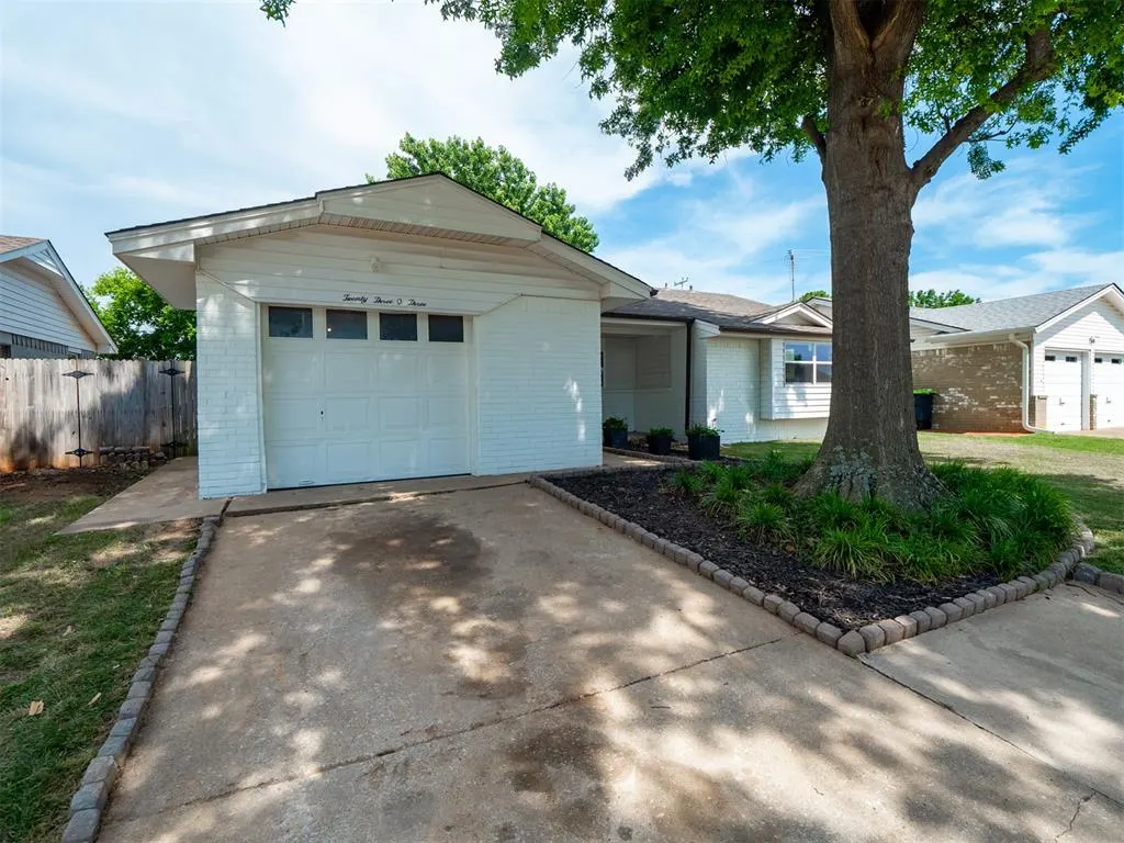 Photo 8 — 2303 N McKinley Avenue, Shawnee, OK 74804