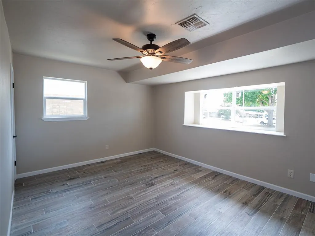 Photo 33 — 2303 N McKinley Avenue, Shawnee, OK 74804