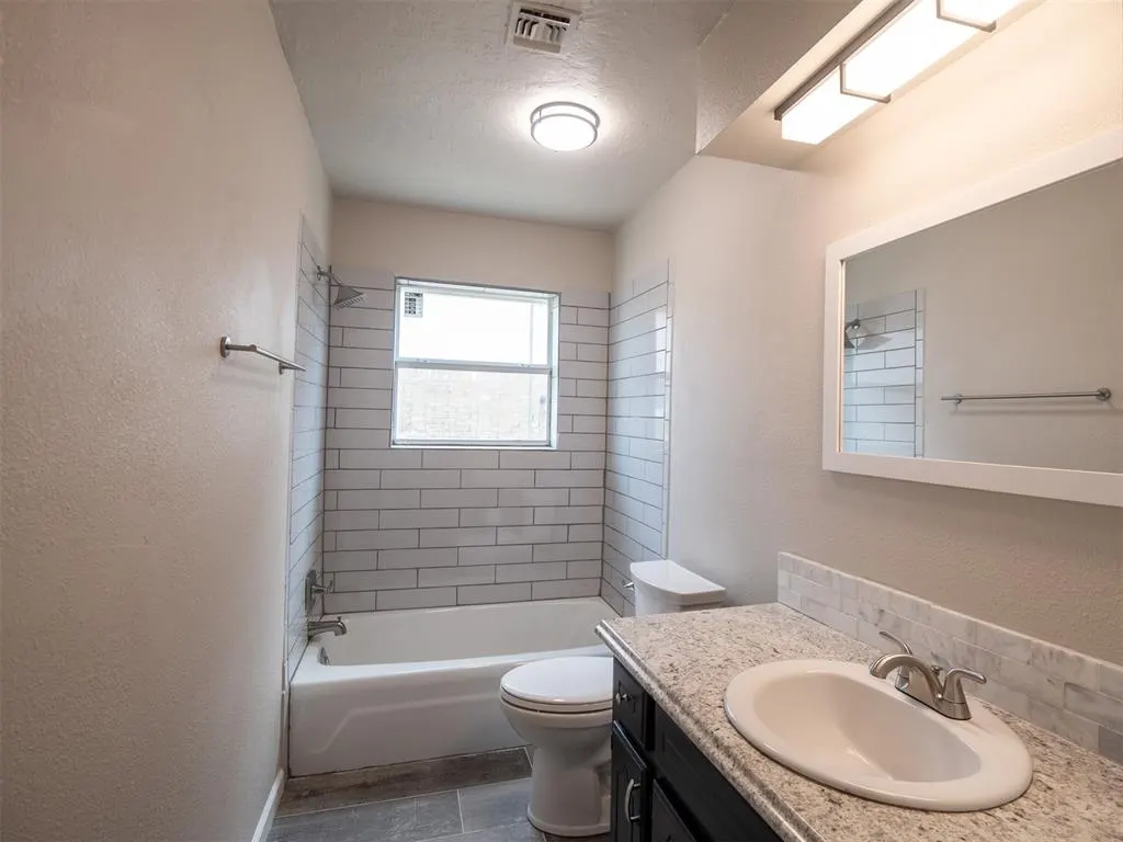 Photo 43 — 2303 N McKinley Avenue, Shawnee, OK 74804