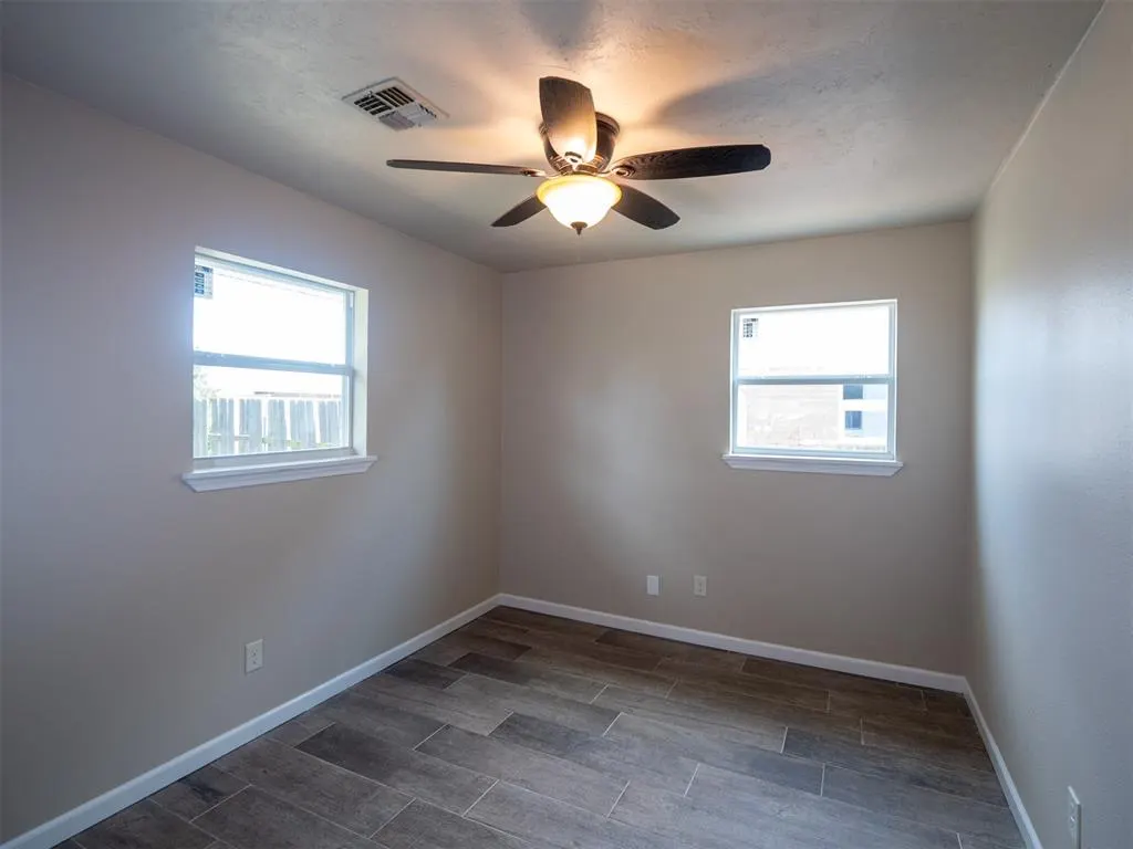 Photo 46 — 2303 N McKinley Avenue, Shawnee, OK 74804