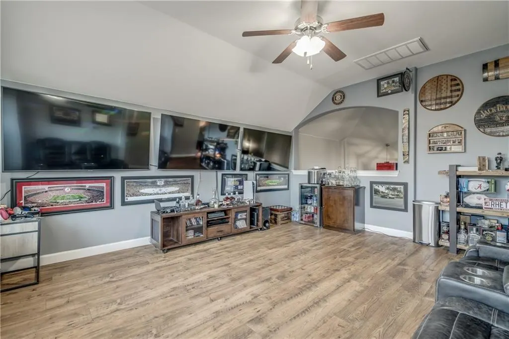 Photo 22 — 11008 SW 38th Circle, Mustang, OK 73064