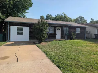 Sold home at 1025 Hoyt Avenue