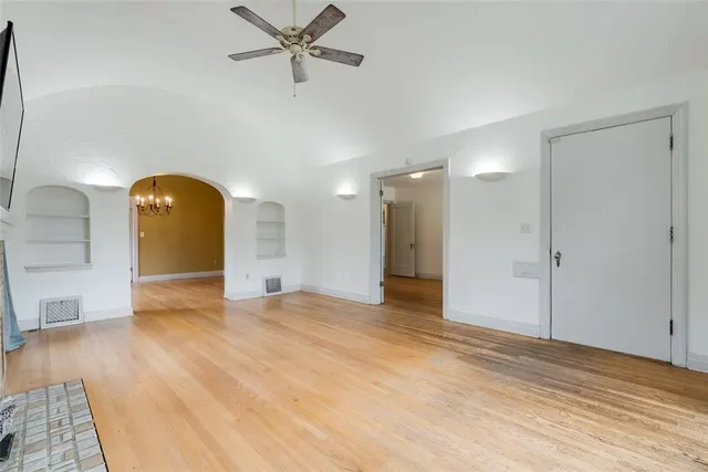 Photo 6 — 221 NW 35th Street, Oklahoma City, OK 73118