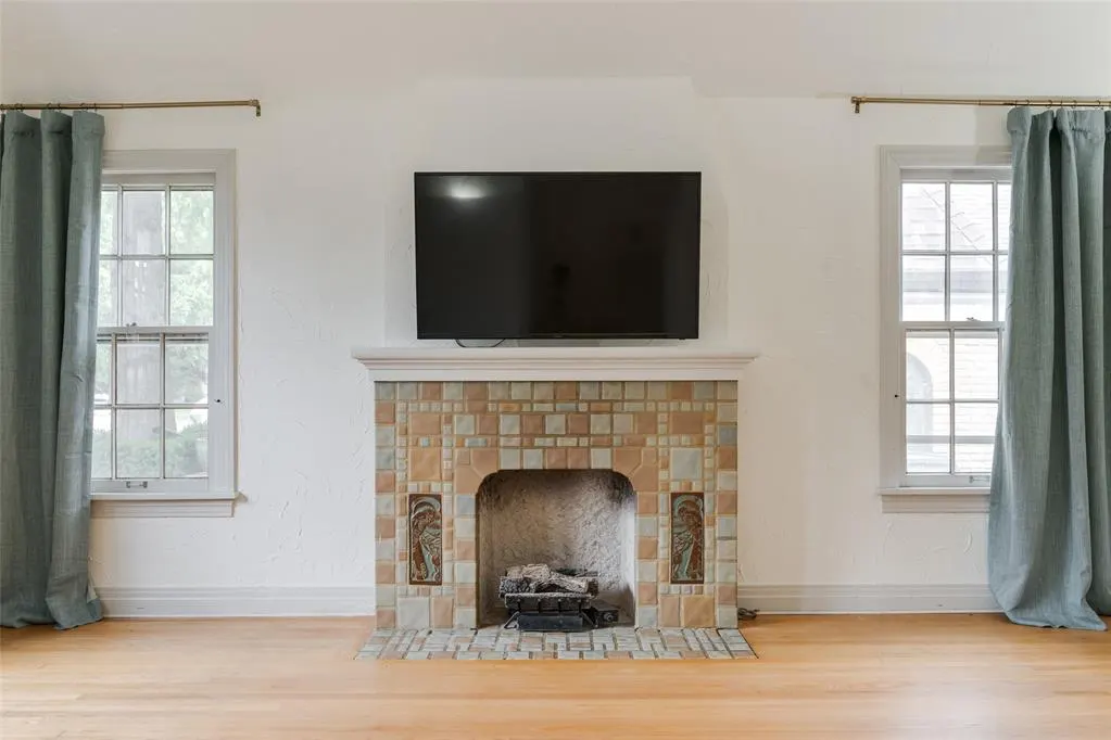 Photo 8 — 221 NW 35th Street, Oklahoma City, OK 73118