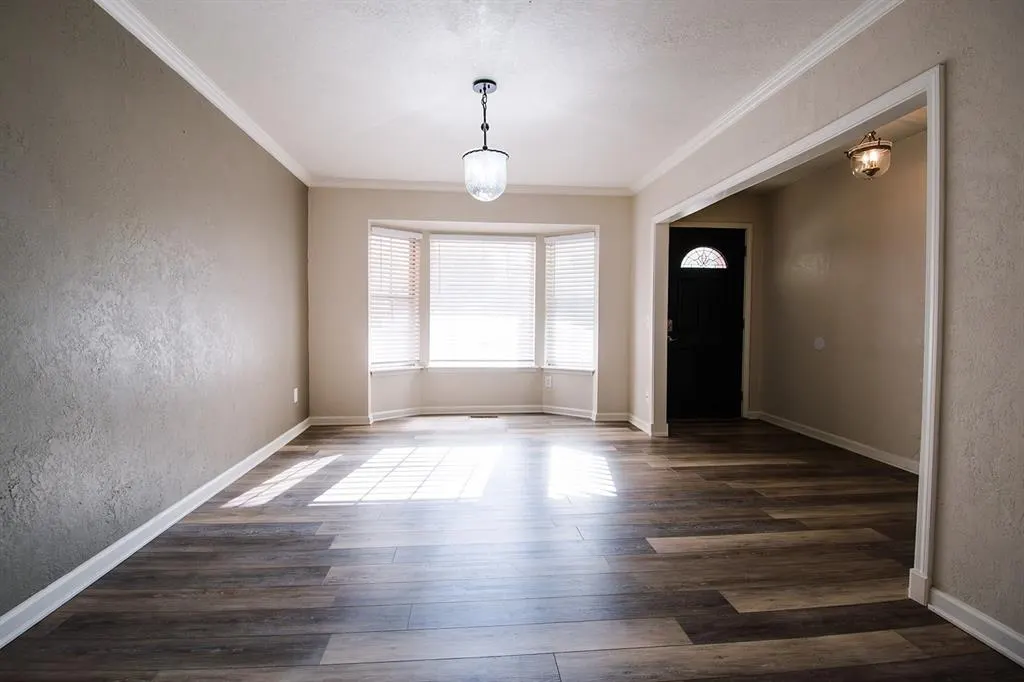 Photo 4 — 1608 S Berry Road, Norman, OK 73072