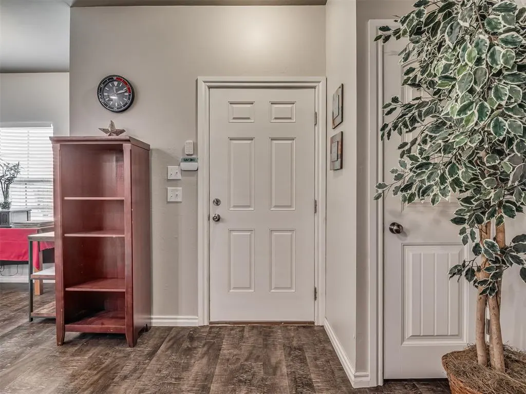 Photo 5 — 1010 SW 91st Street, Oklahoma City, OK 73139